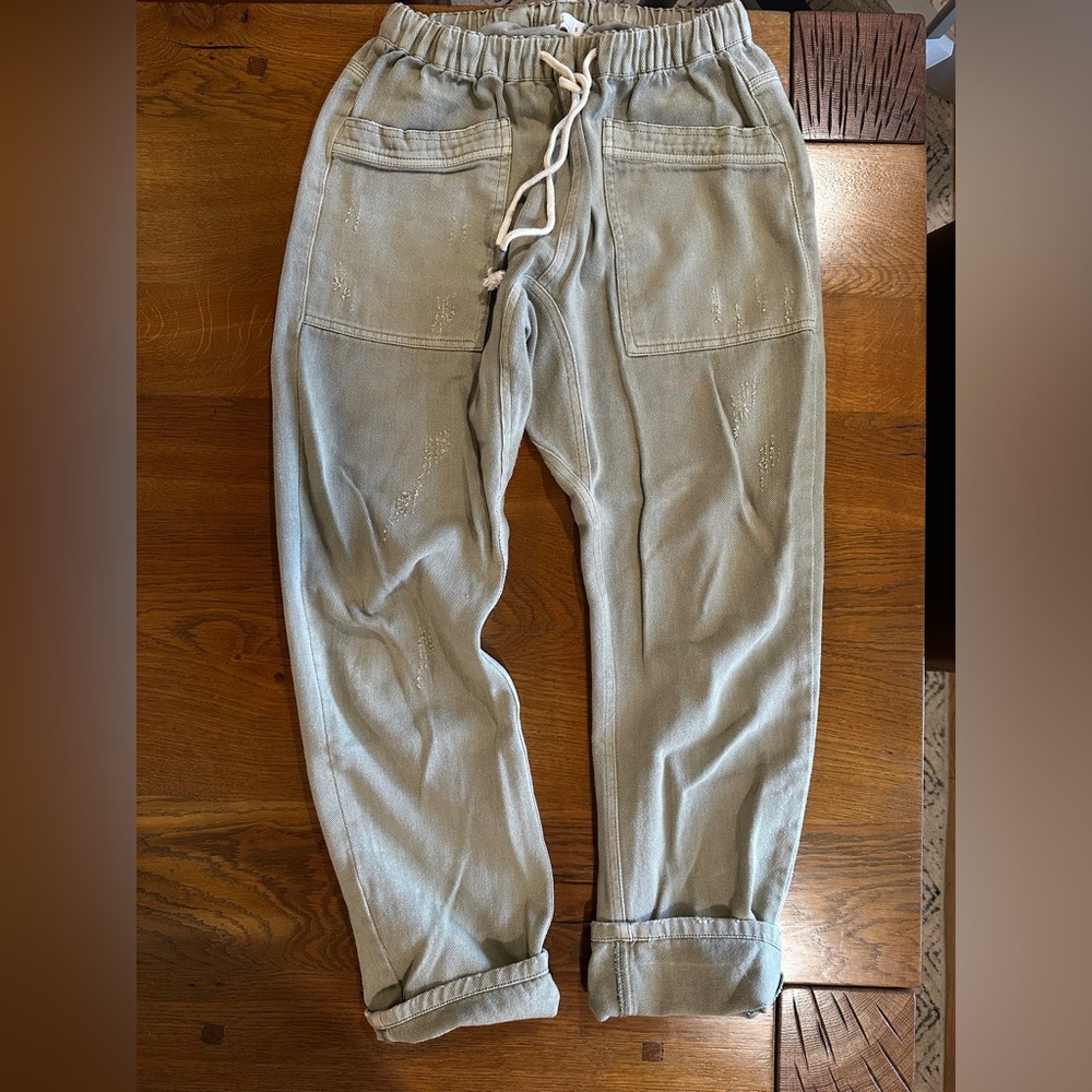 Talulah green baggy joggers, drawstring